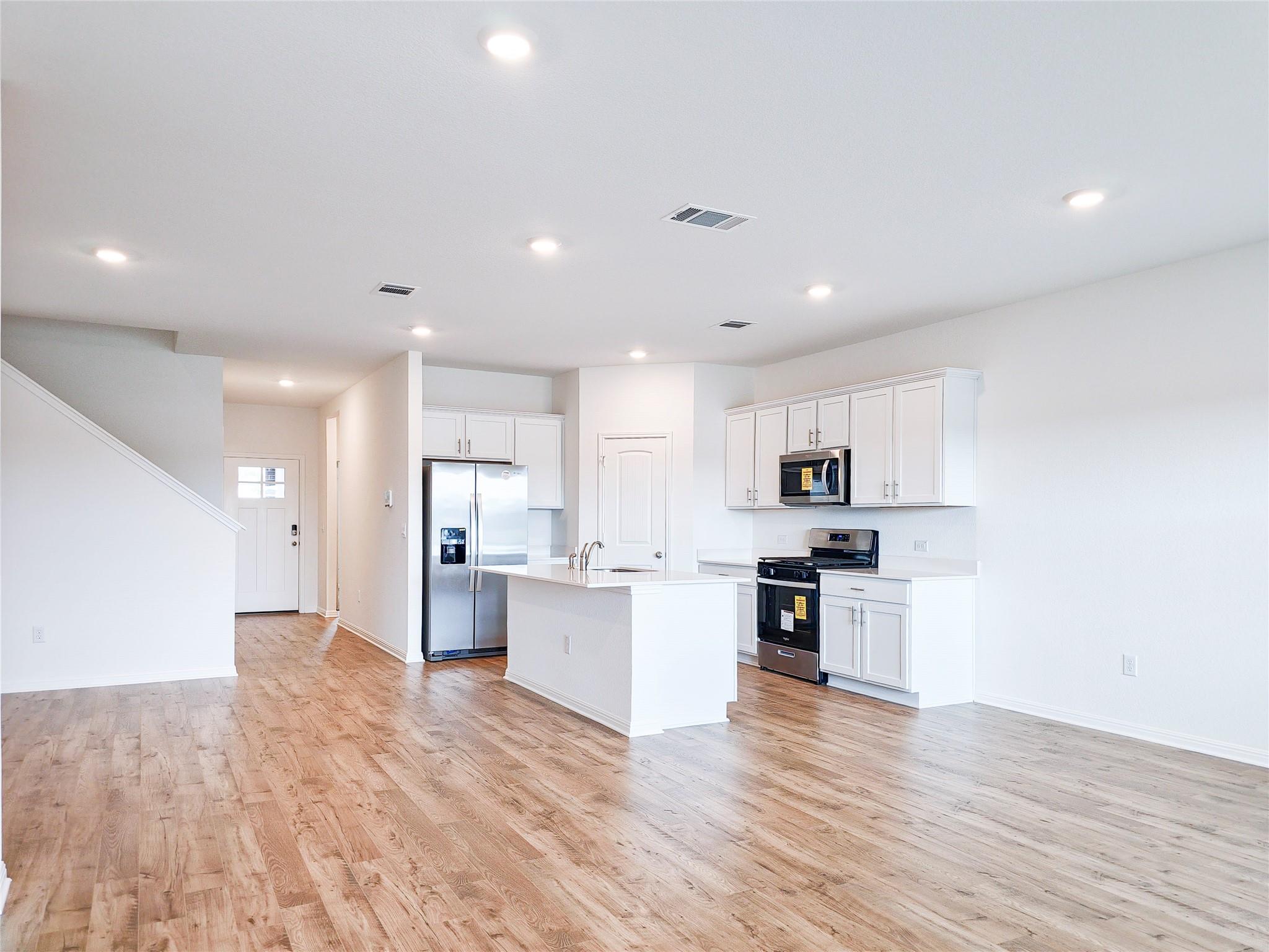 2313 March Hare TRCE