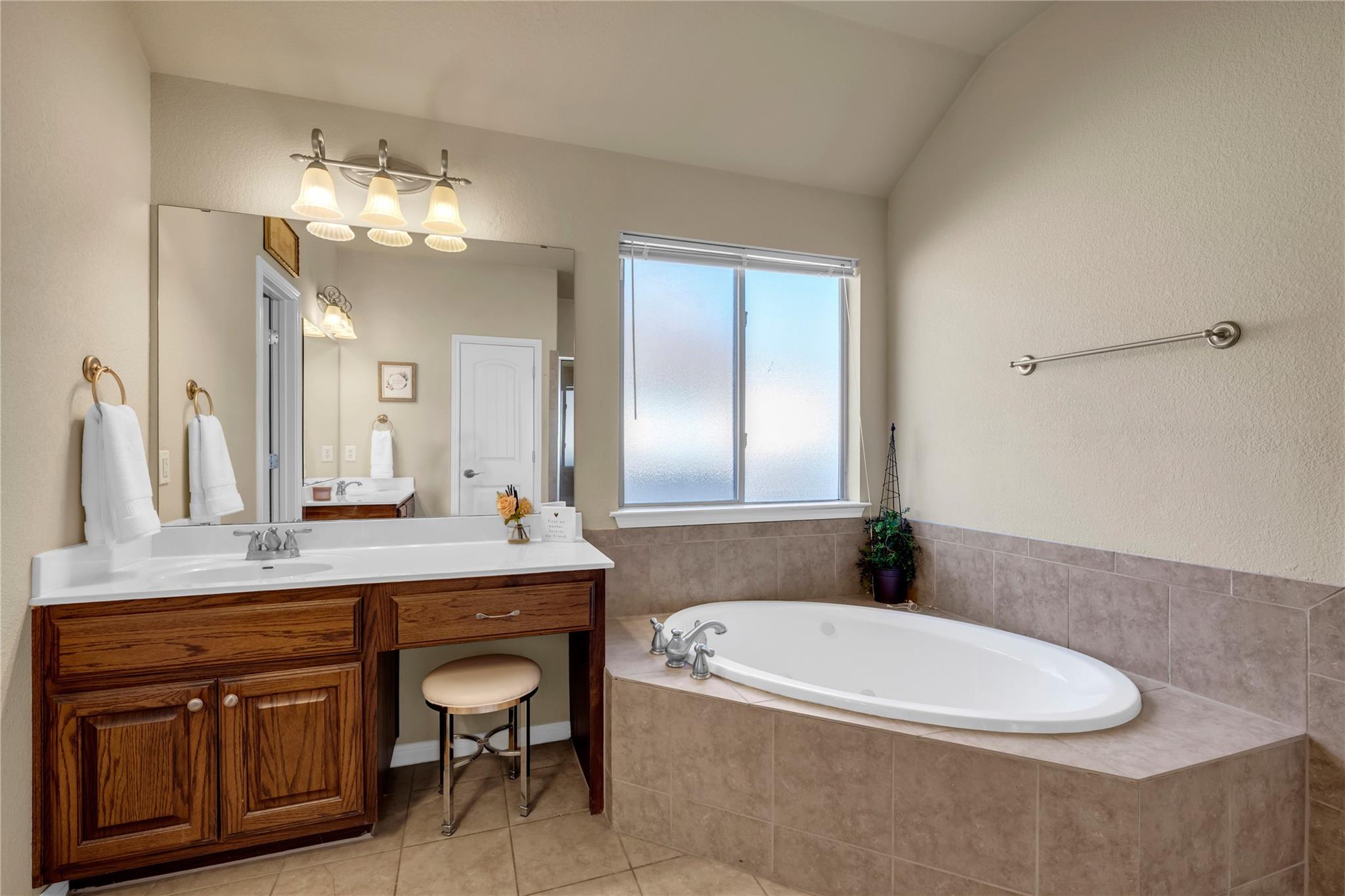 211 Cailin CT