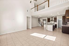 212 Sand Lily LN