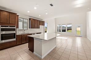 212 Sand Lily LN