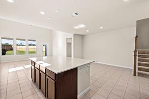 212 Sand Lily LN