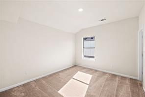 212 Sand Lily LN
