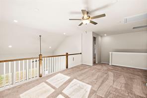 212 Sand Lily LN