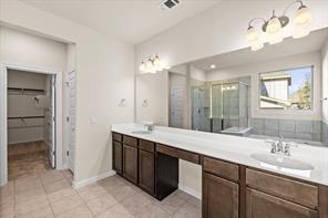 212 Sand Lily LN