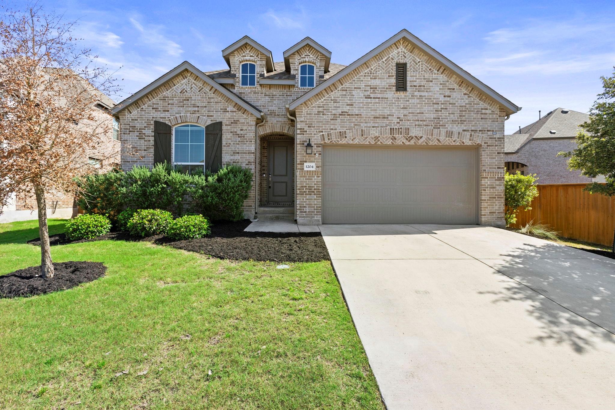 1204 Texas Ash LN