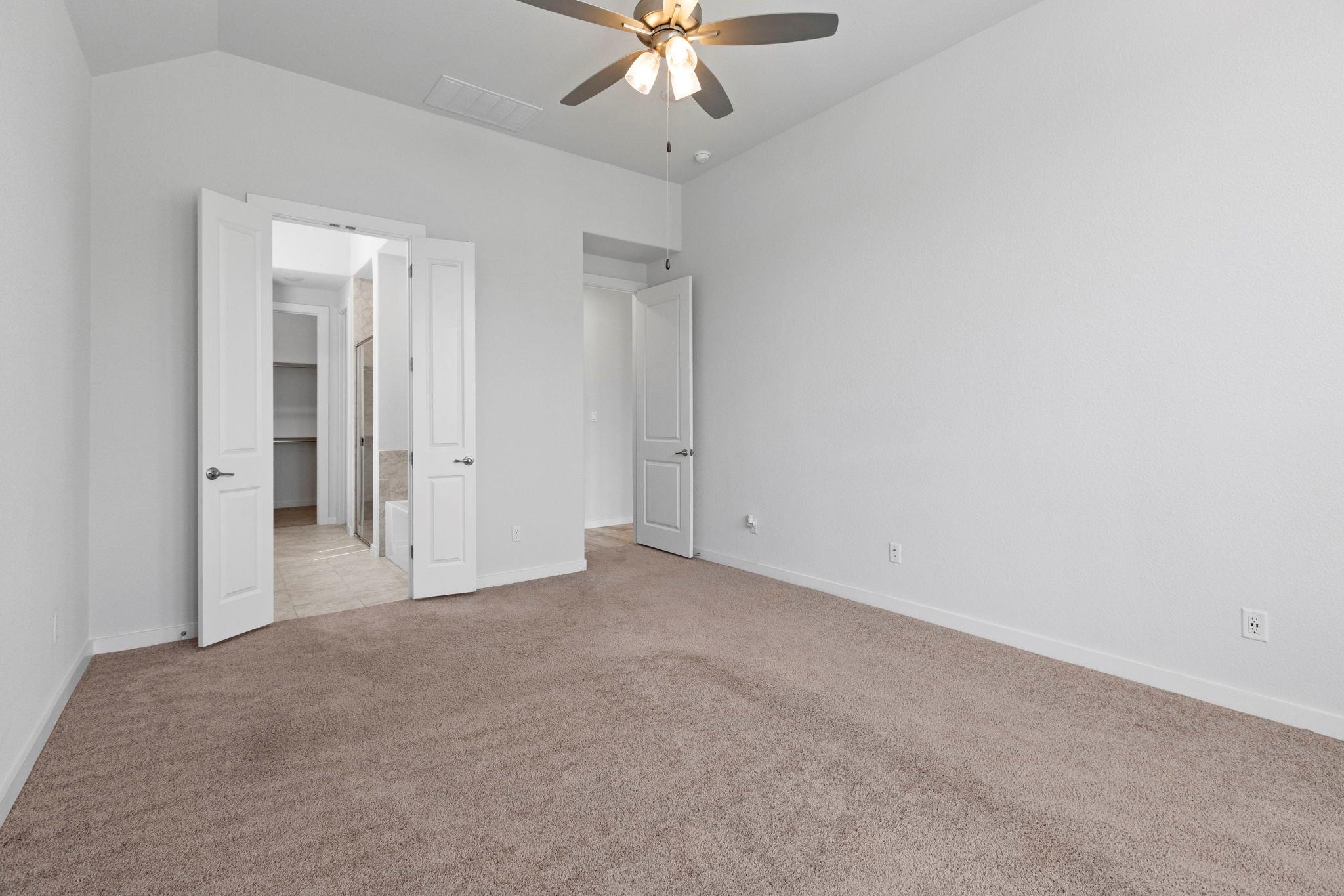 1204 Texas Ash LN