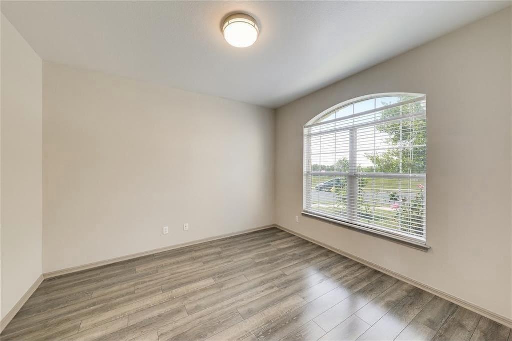 15113 FERNHILL DR