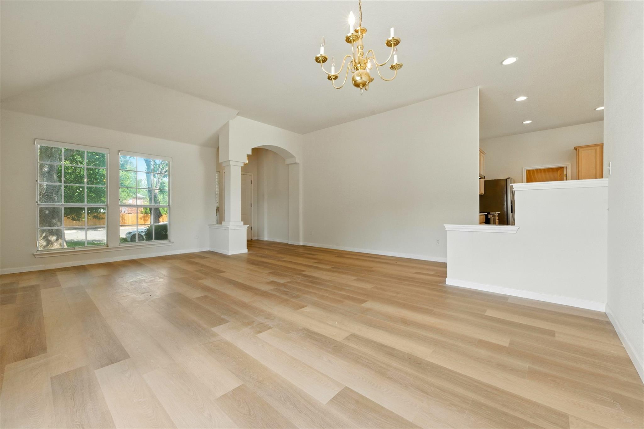 5609 Beachmont CT