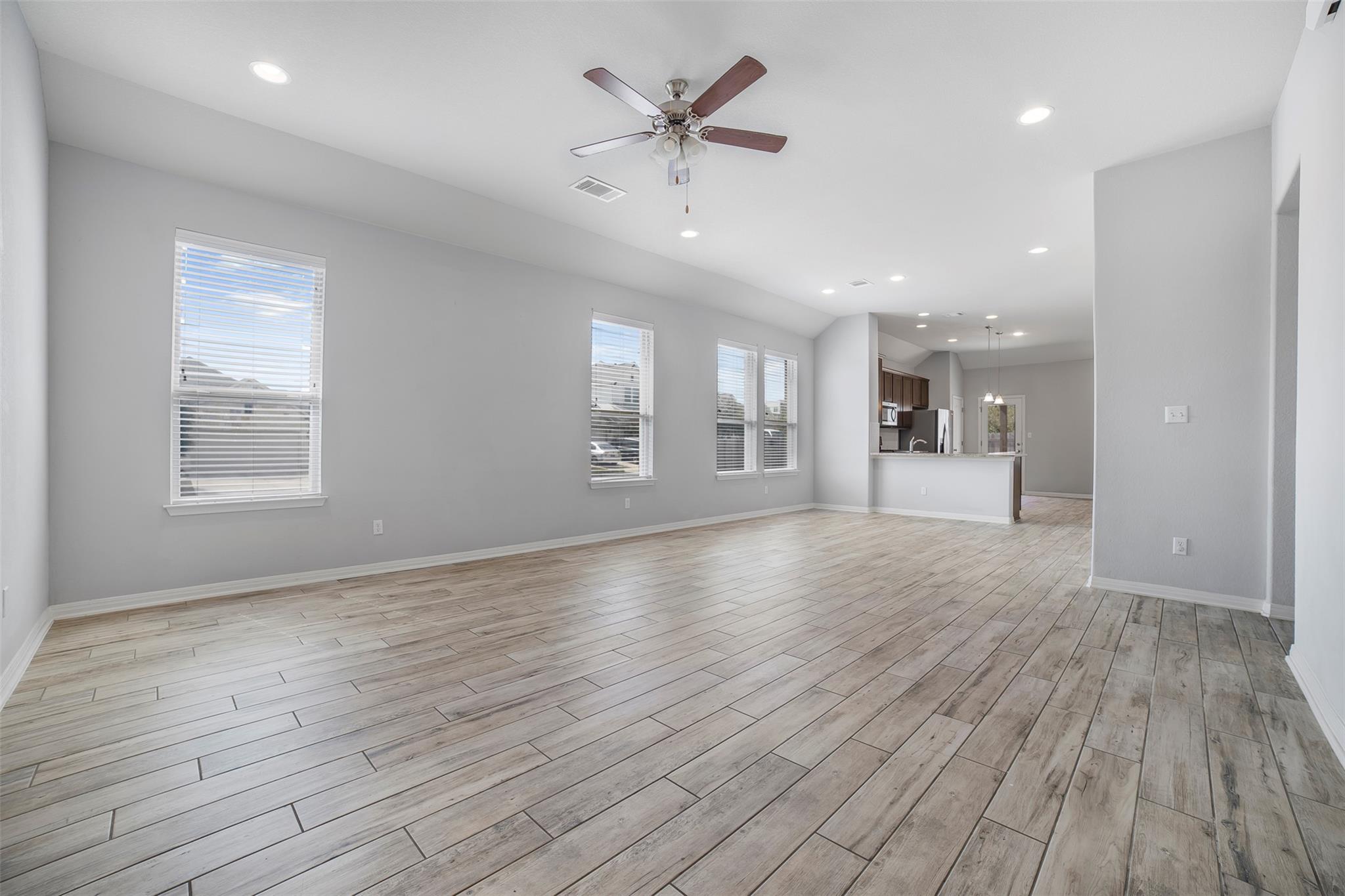 925 Centerra Hills CIR, Round Rock