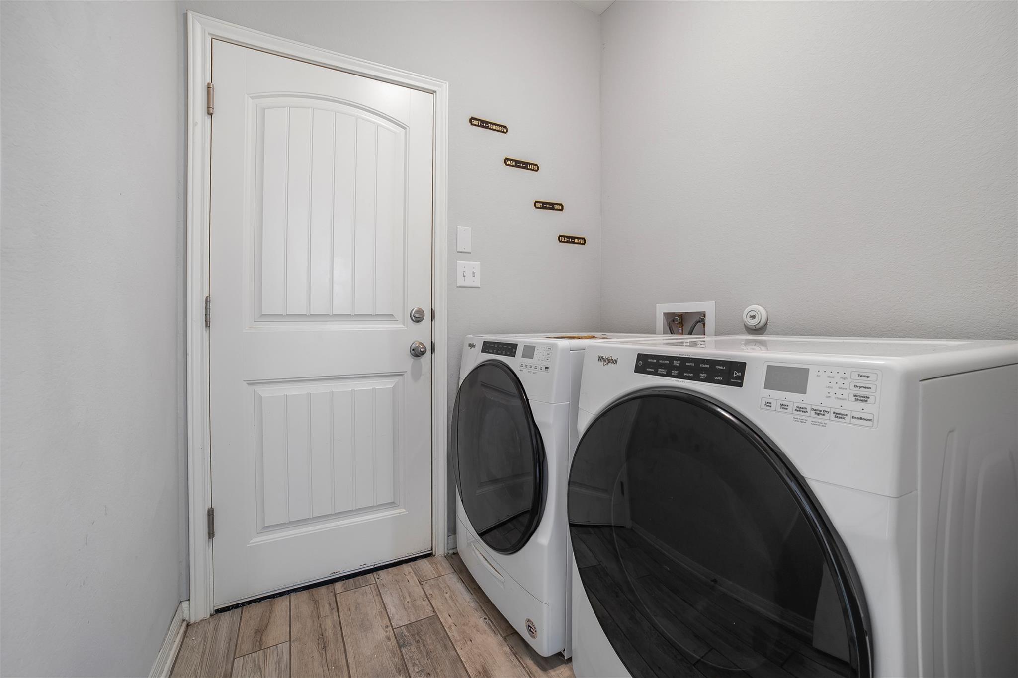 925 Centerra Hills CIR, Round Rock