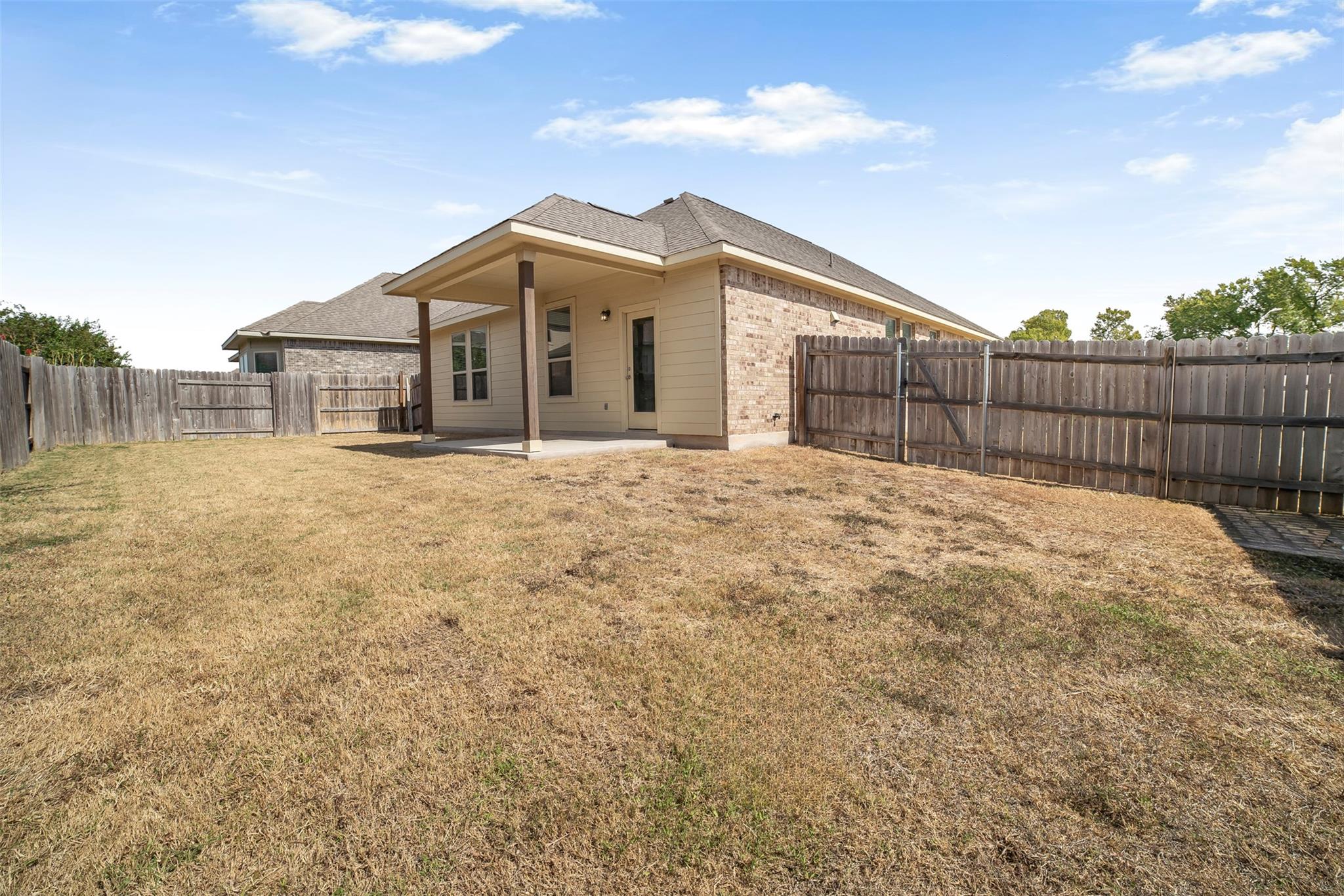 925 Centerra Hills CIR, Round Rock