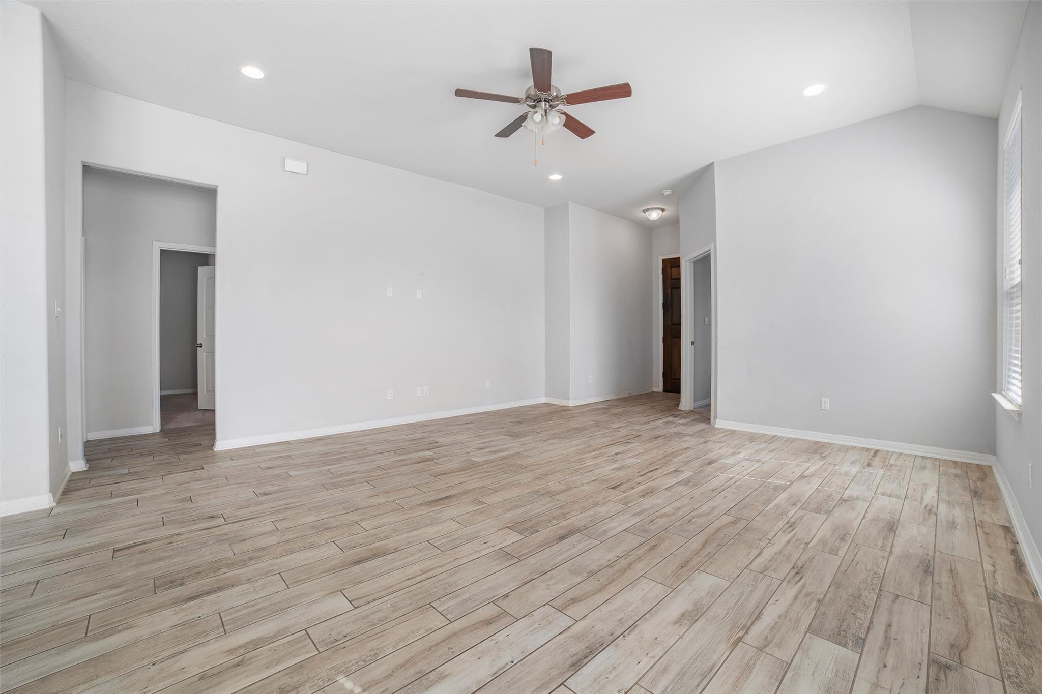 925 Centerra Hills CIR, Round Rock