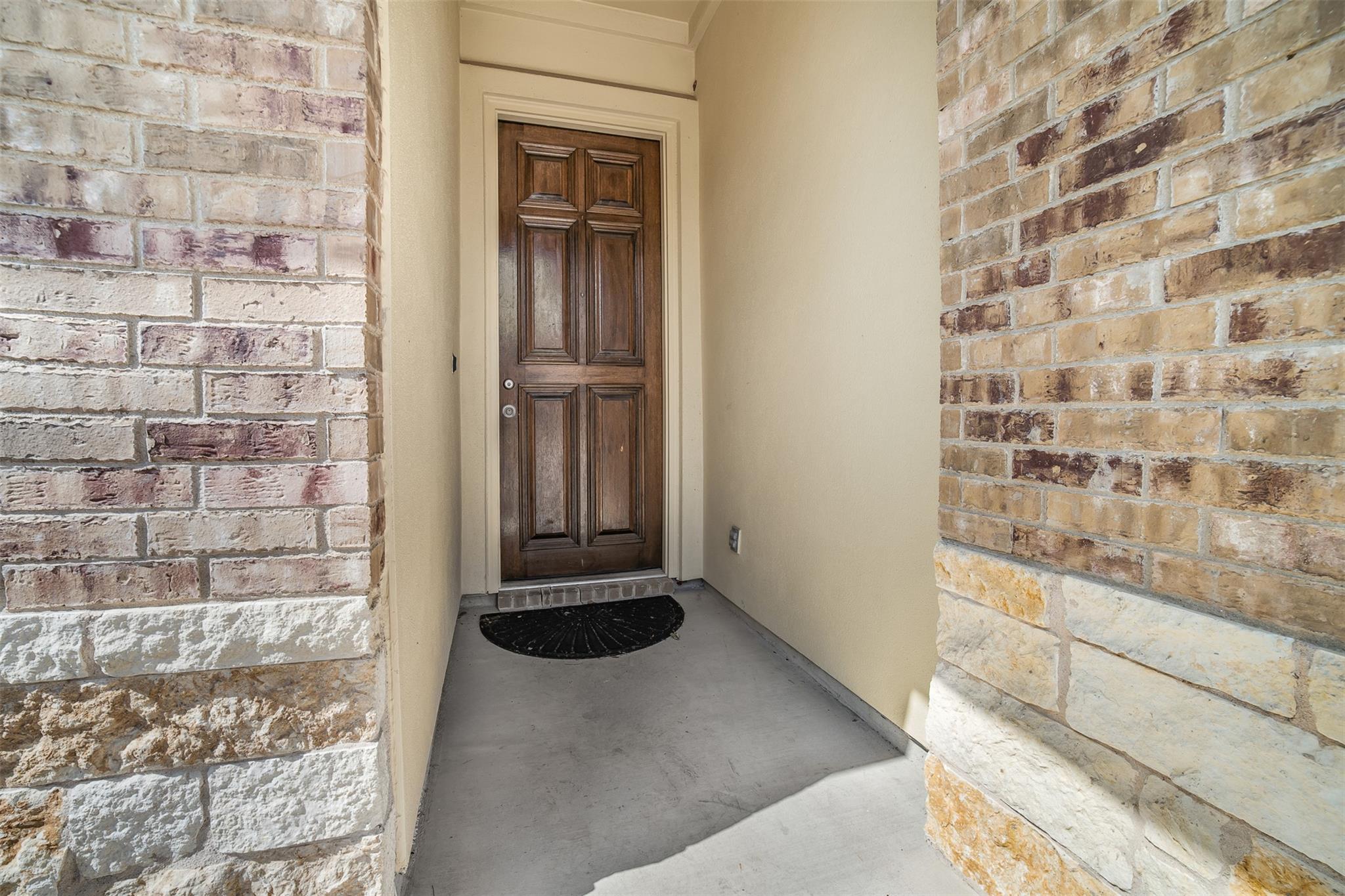 925 Centerra Hills CIR, Round Rock