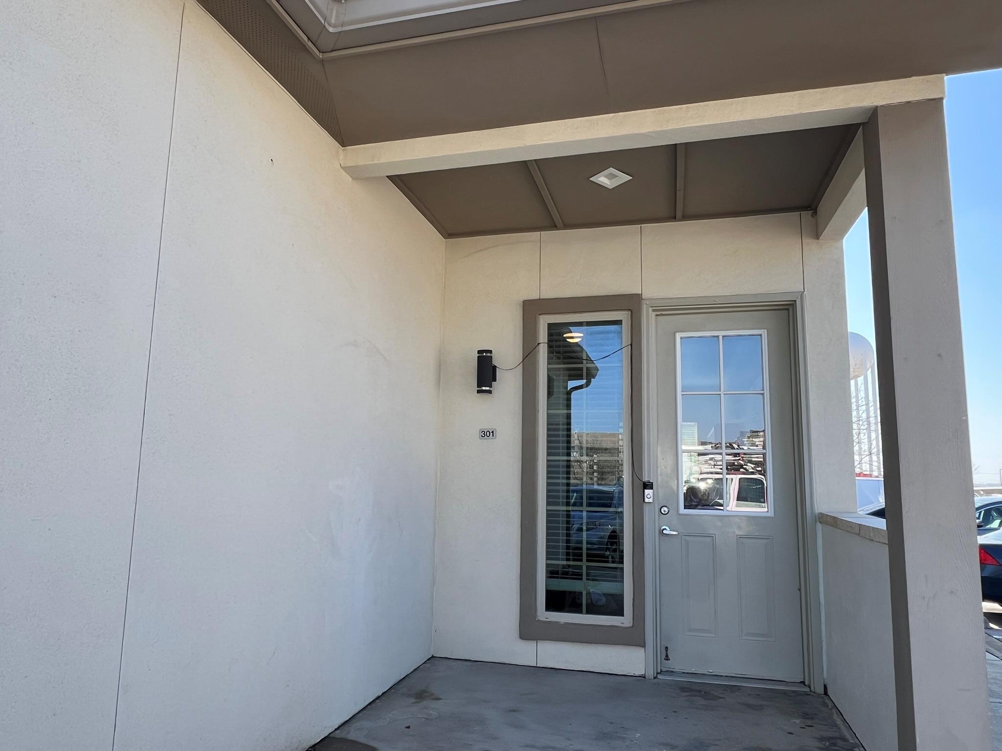 2400 Louis Henna BLVD # 301