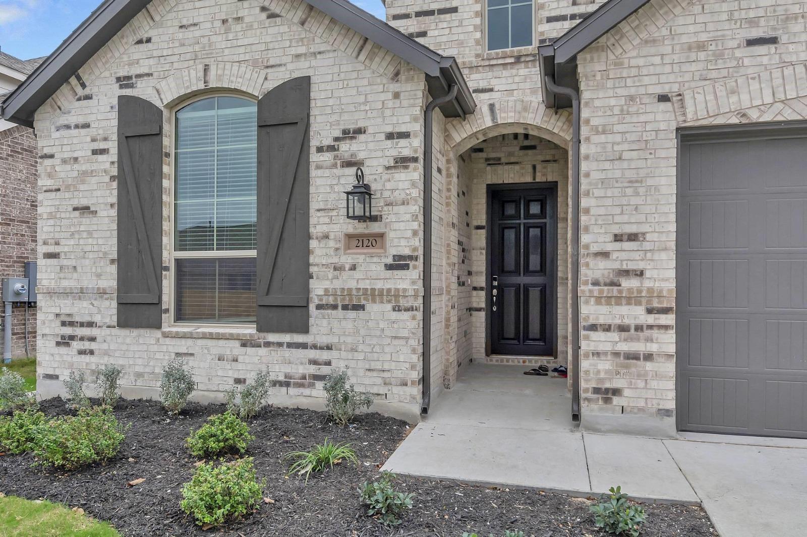 2120 High Victory RD