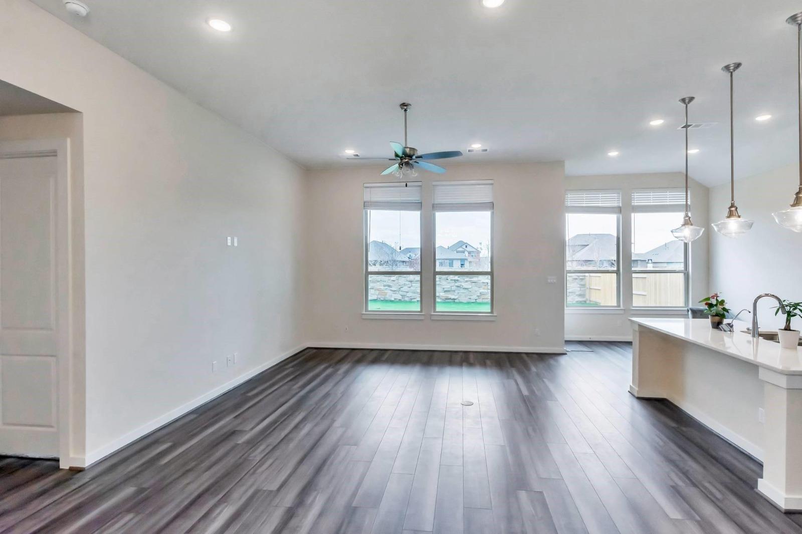 2120 High Victory RD