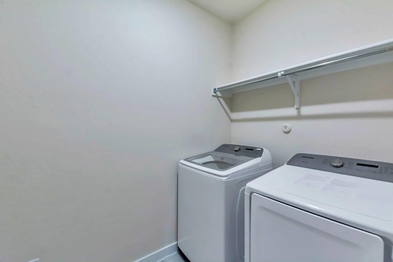 2120 High Victory RD