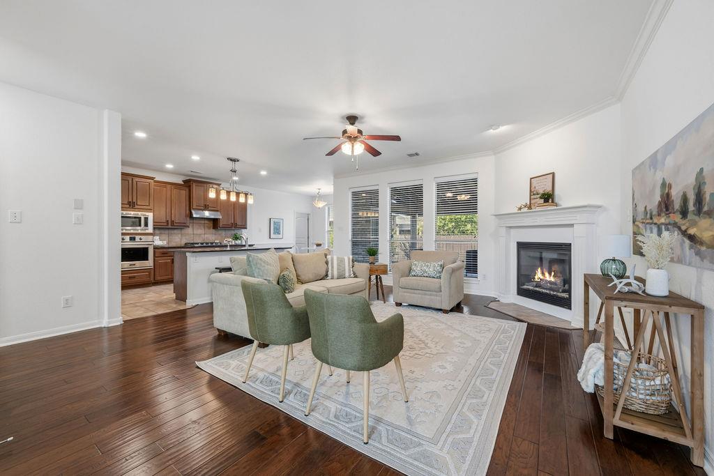 2976 Agave LOOP