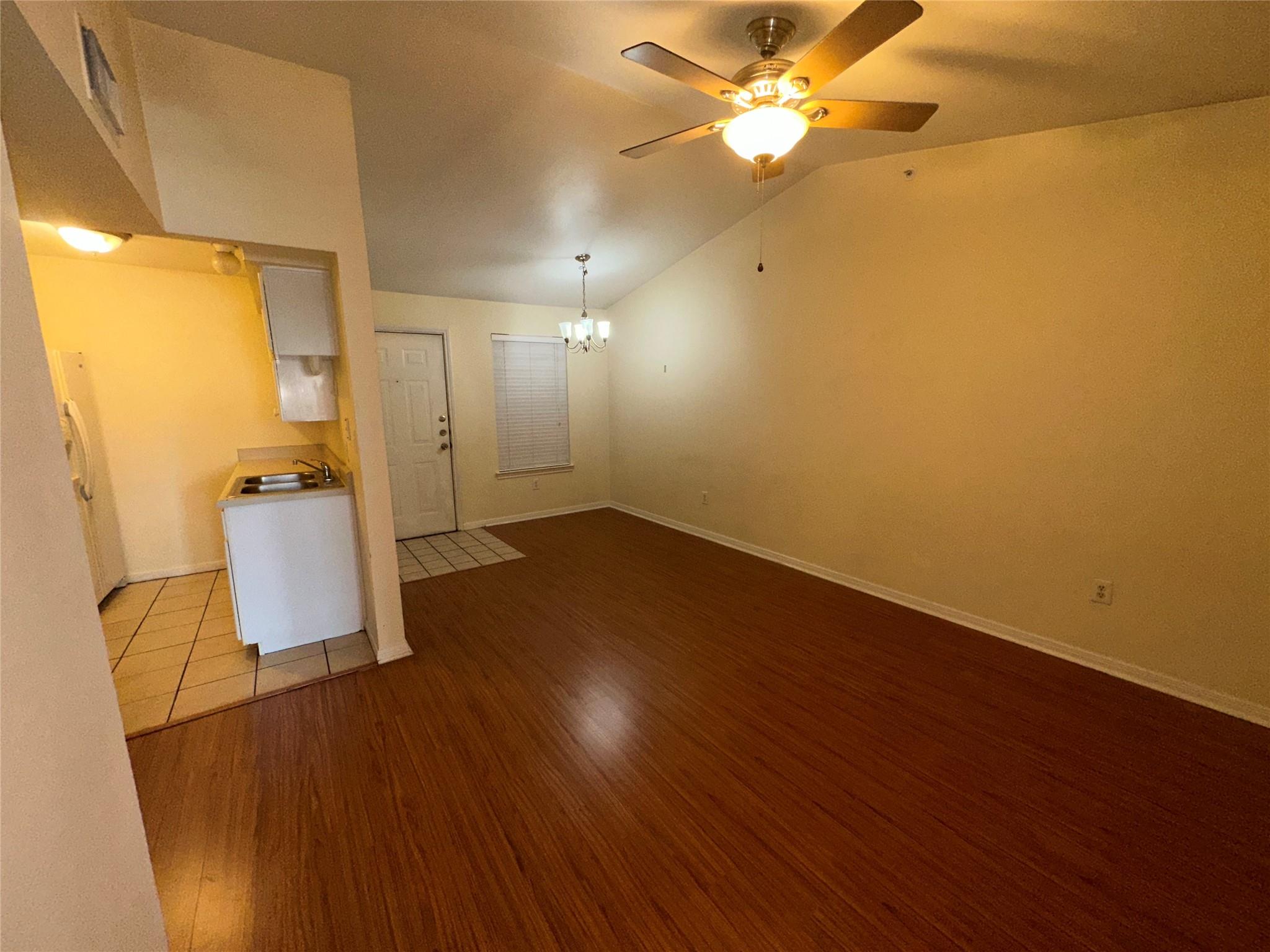 501 W 26th ST # 325
