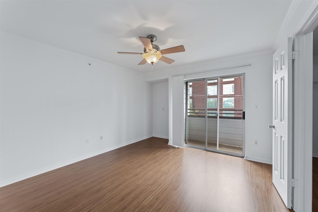 501 W 26th ST # 325