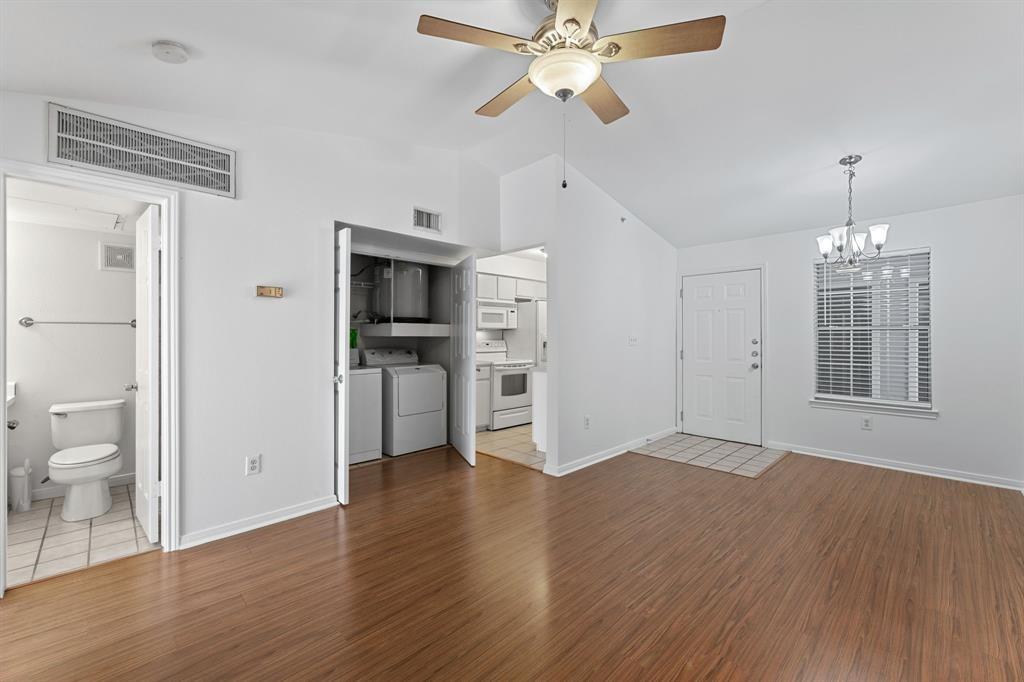 501 W 26th ST # 325