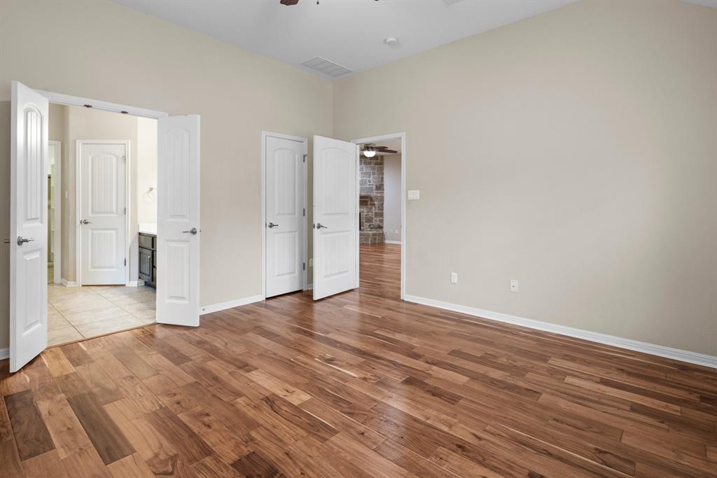 2419 Sweetwater LN