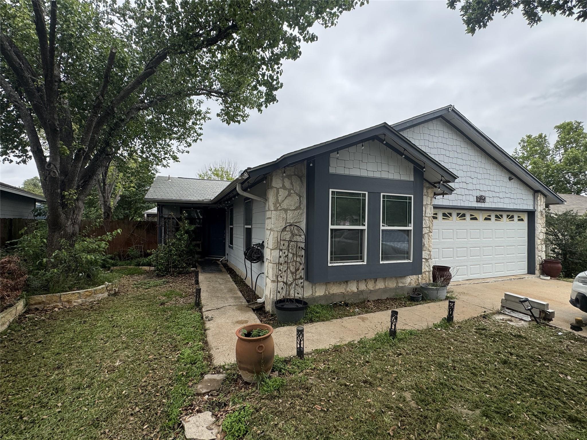 5814 Shreveport DR