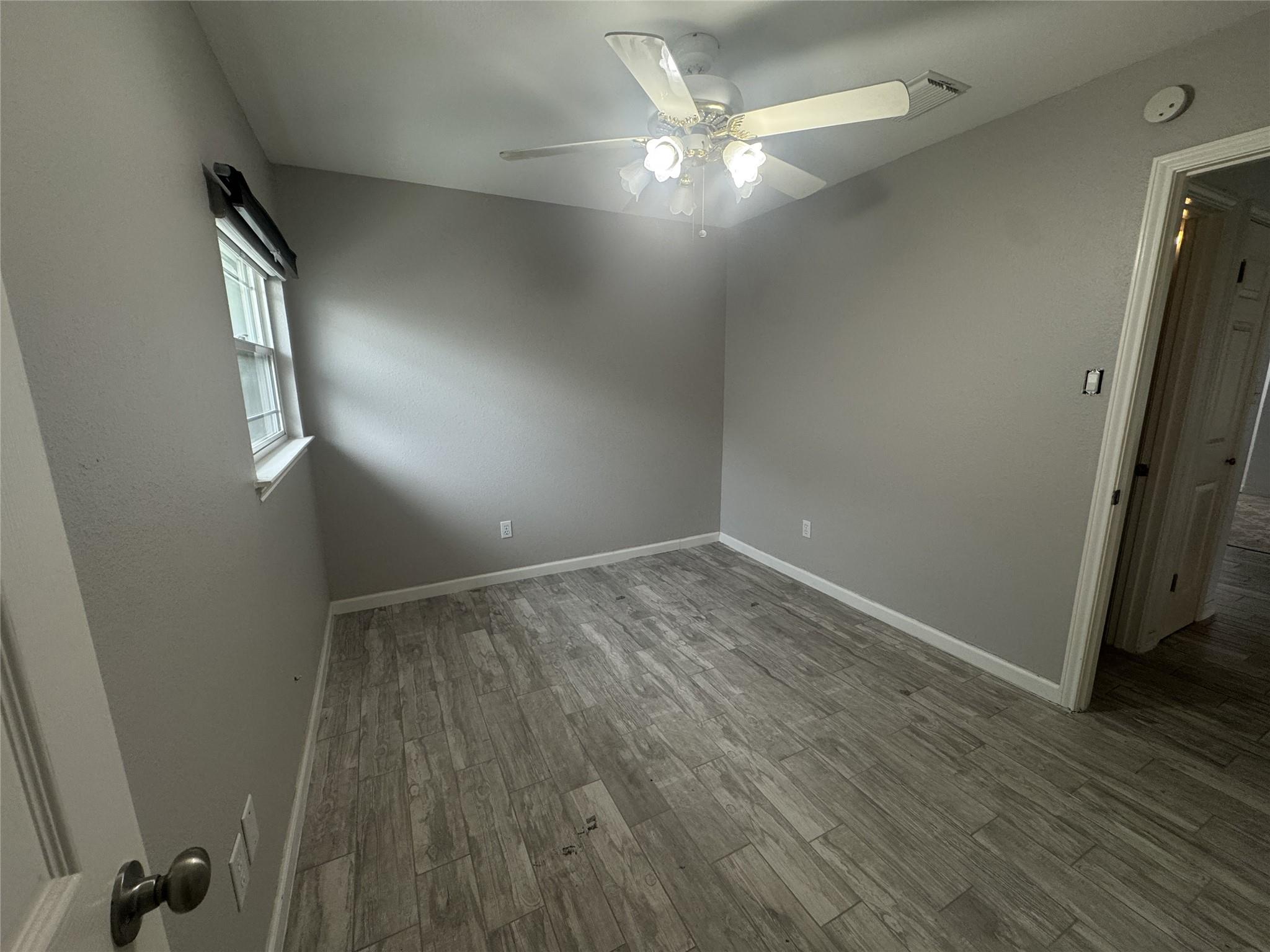 5814 Shreveport DR