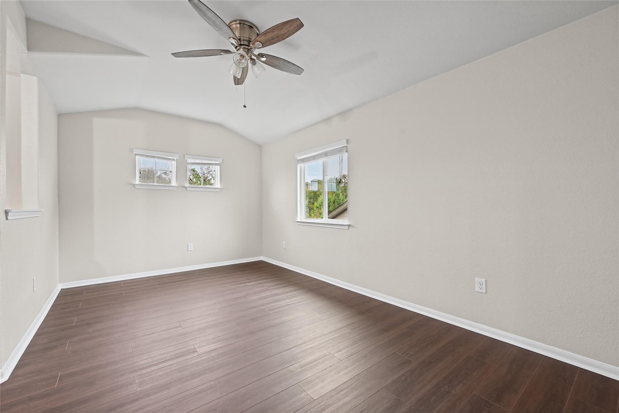 1716 Willow VIS