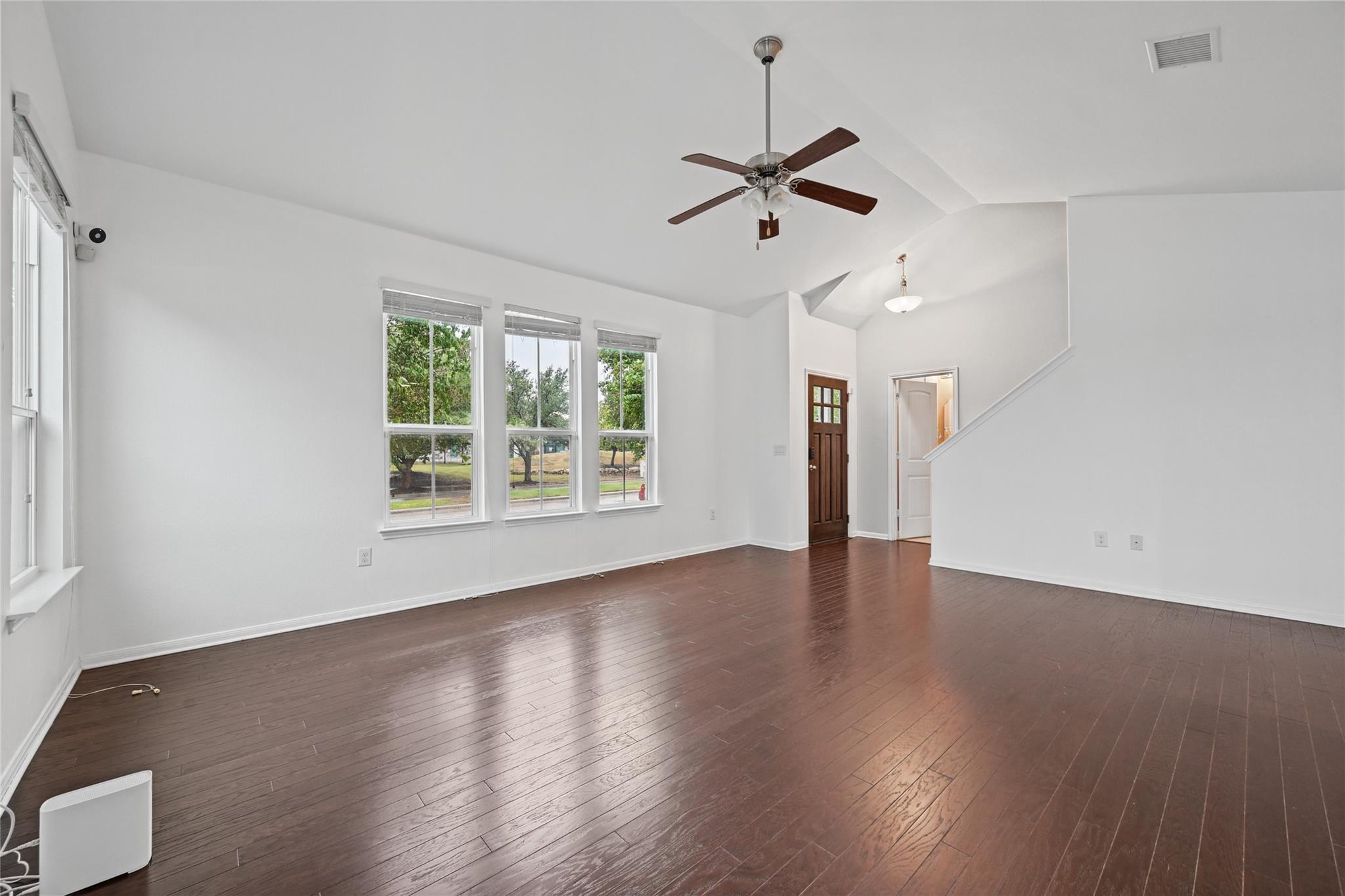 1716 Willow VIS
