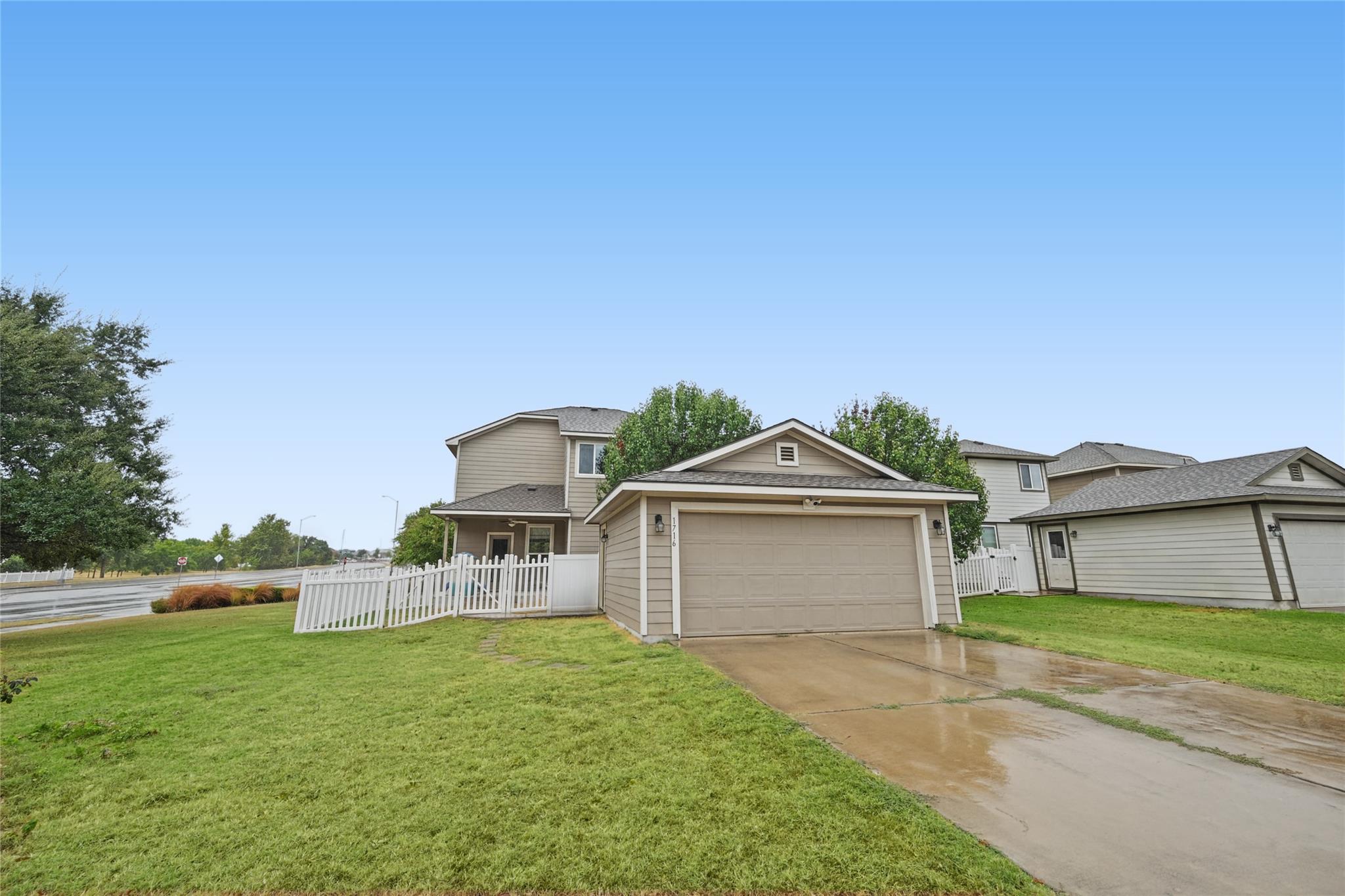 1716 Willow VIS