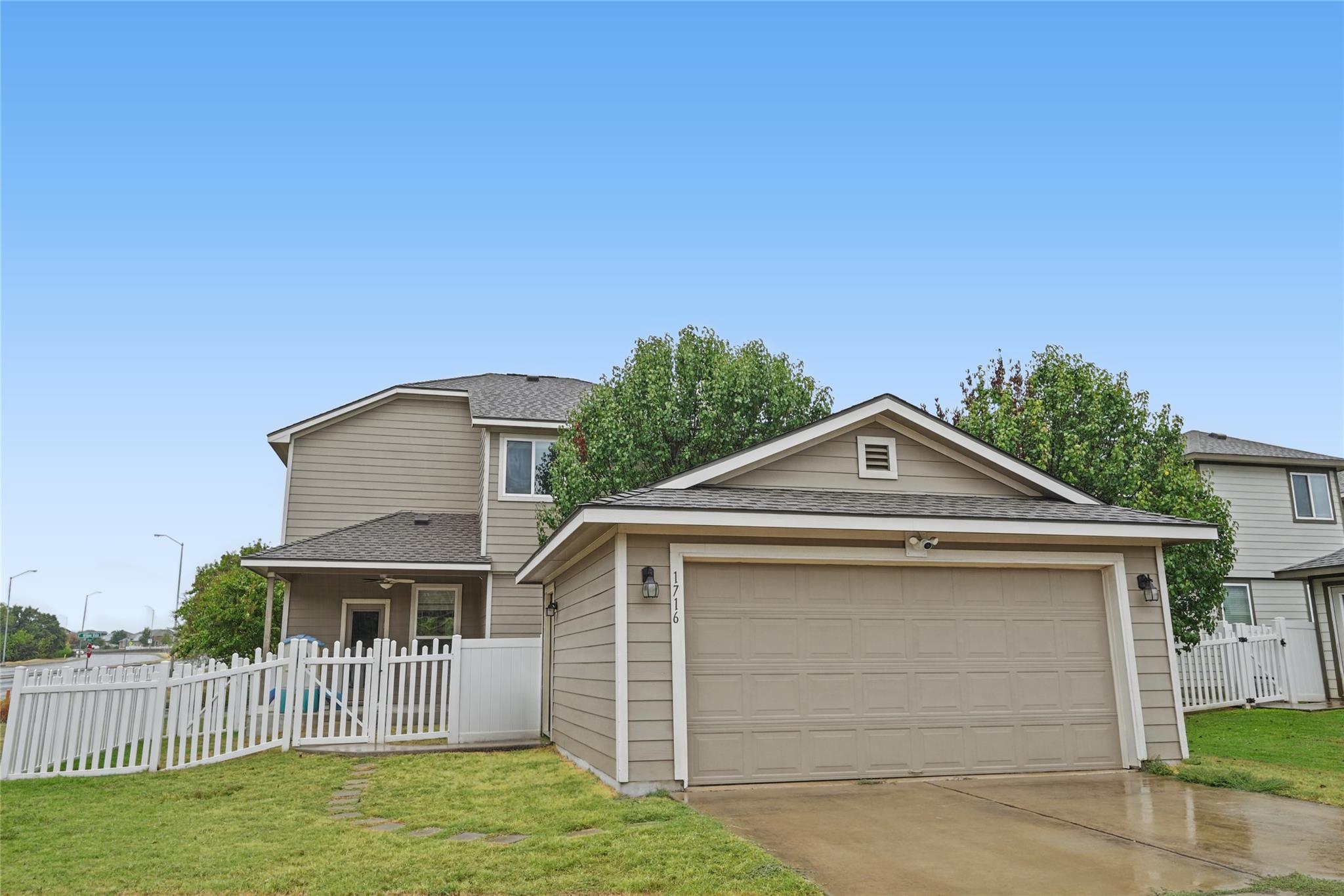 1716 Willow VIS