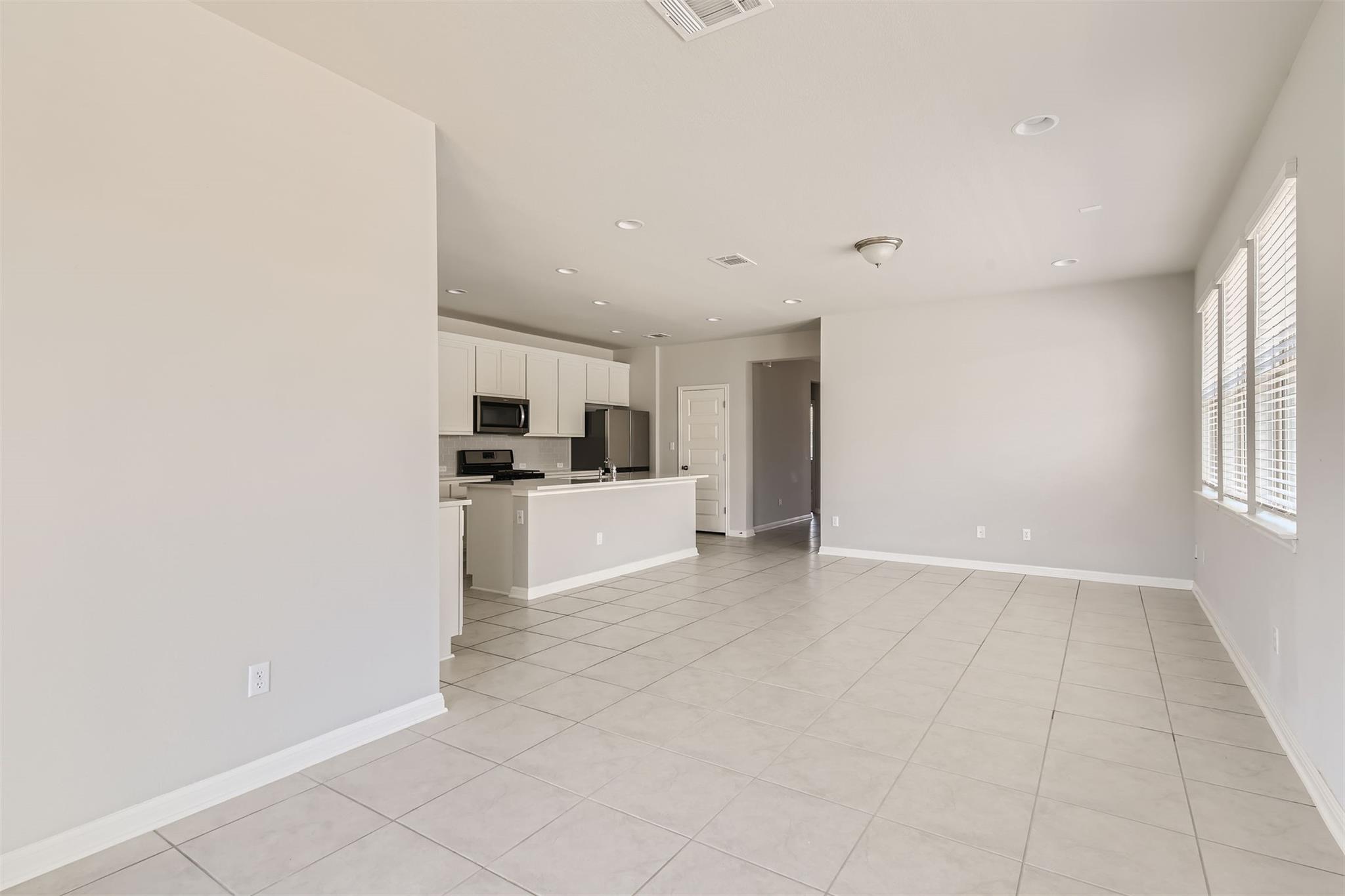 2521 Pecan Island DR