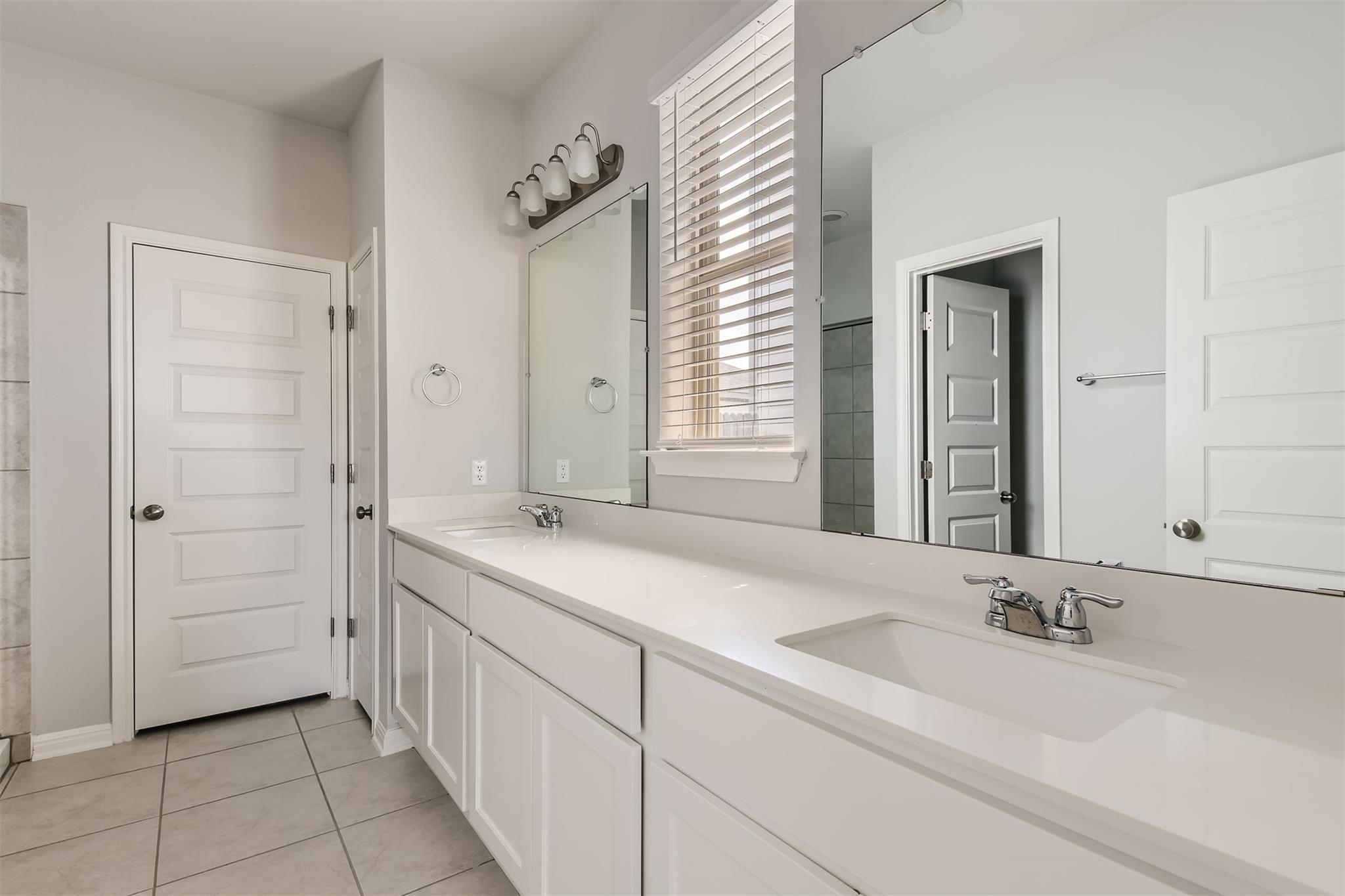 2521 Pecan Island DR