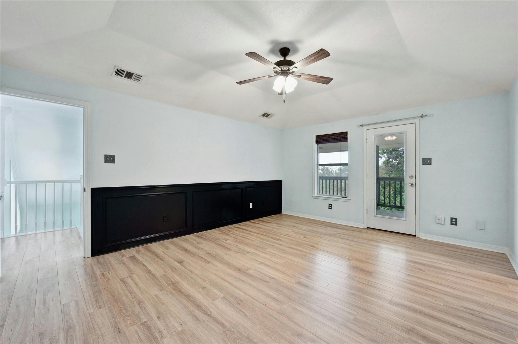 425 Eagle DR