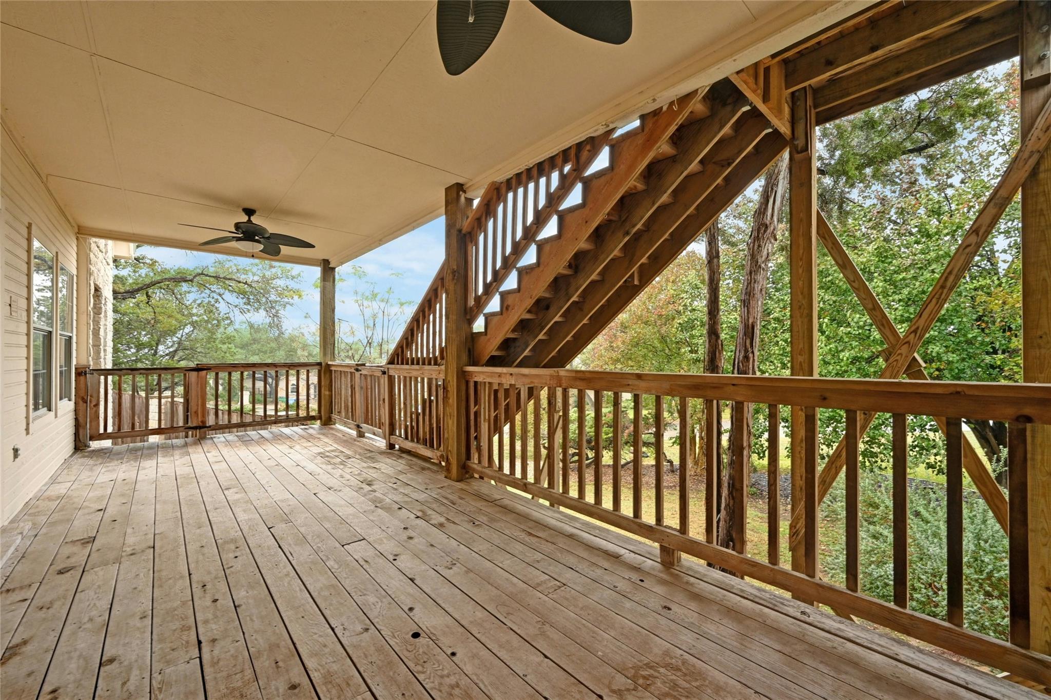 425 Eagle DR