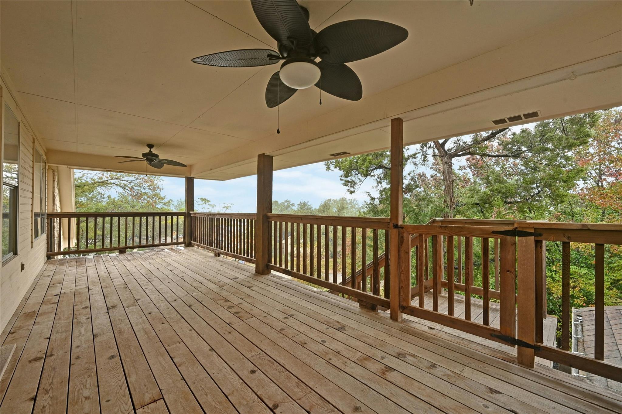 425 Eagle DR