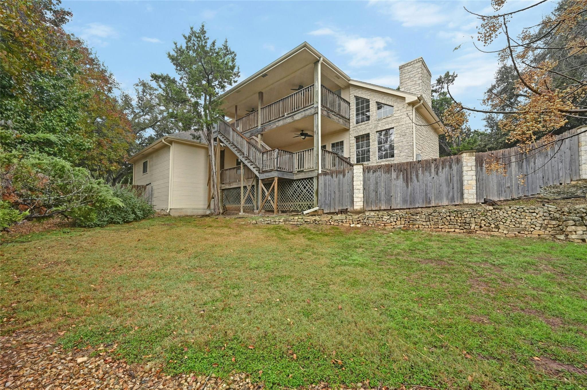 425 Eagle DR