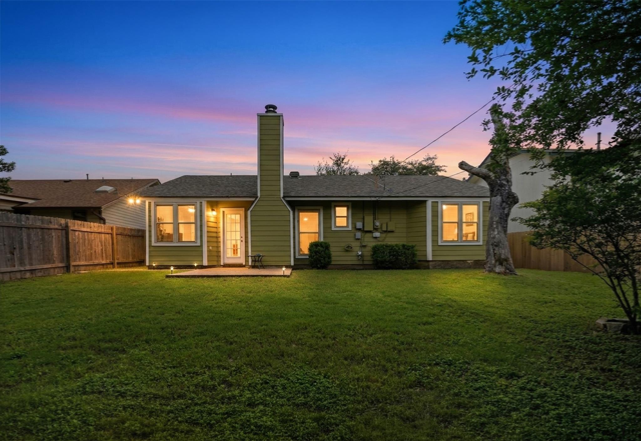 1100 York Castle DR