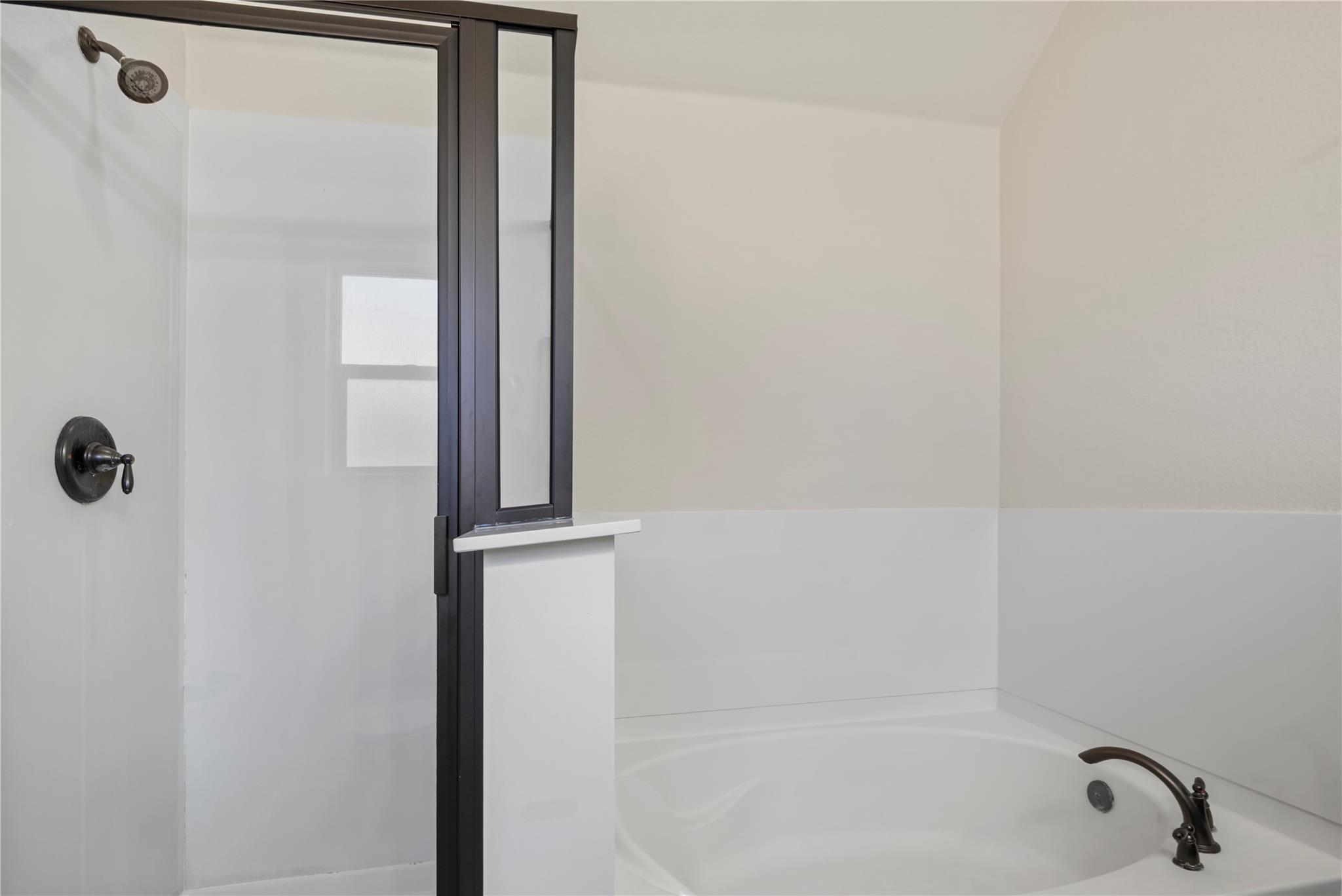 12000 Kincardine WAY