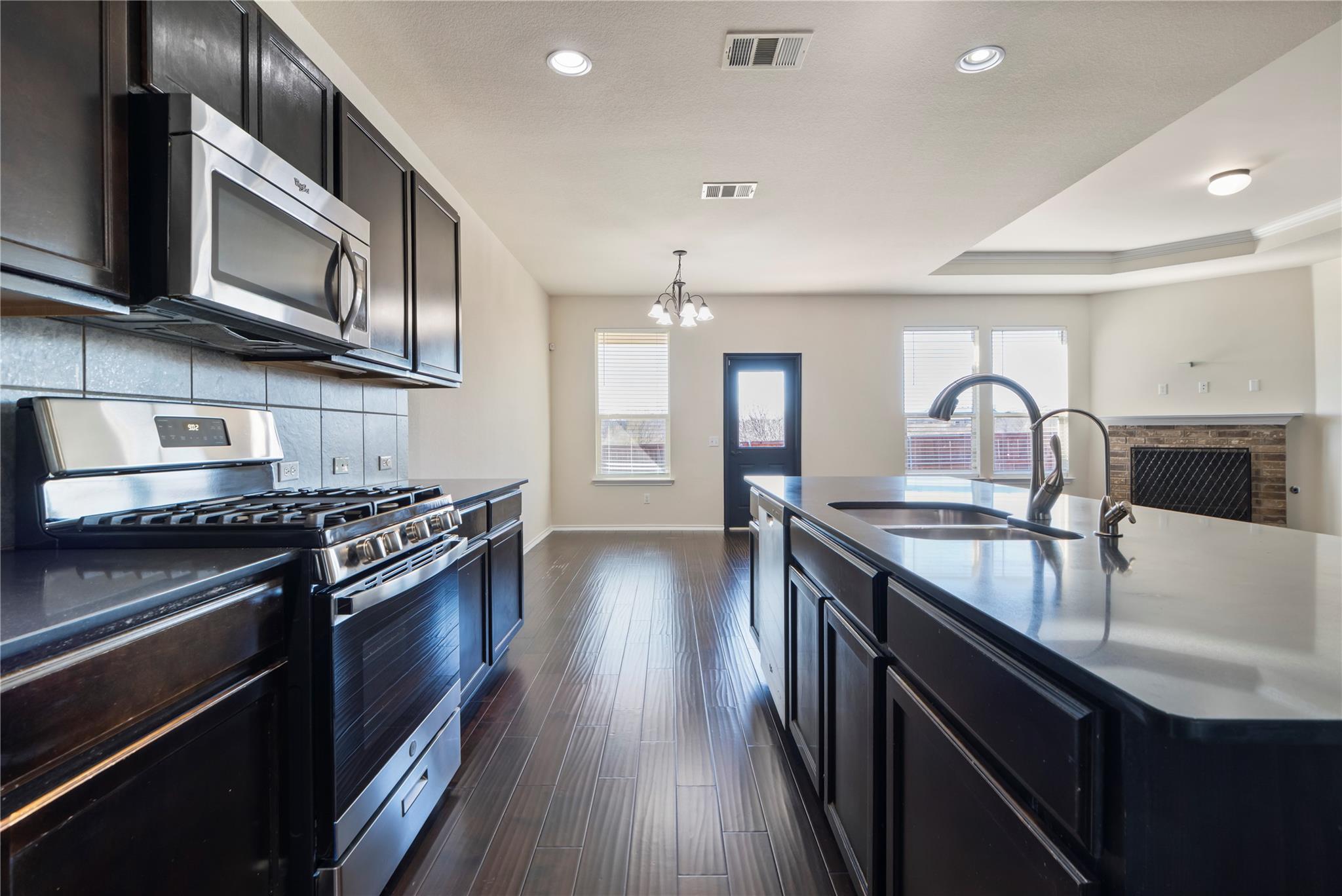 12000 Kincardine WAY