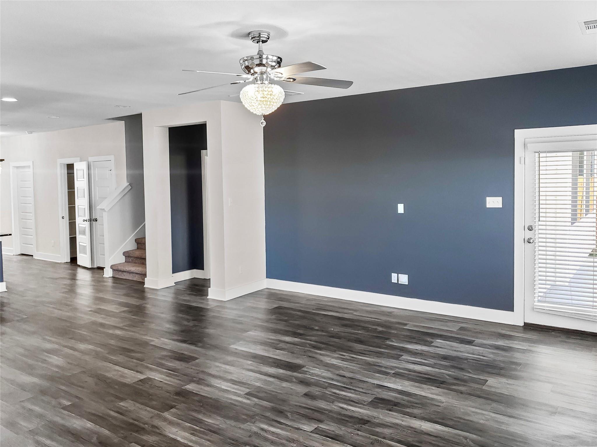551 Tanda LN