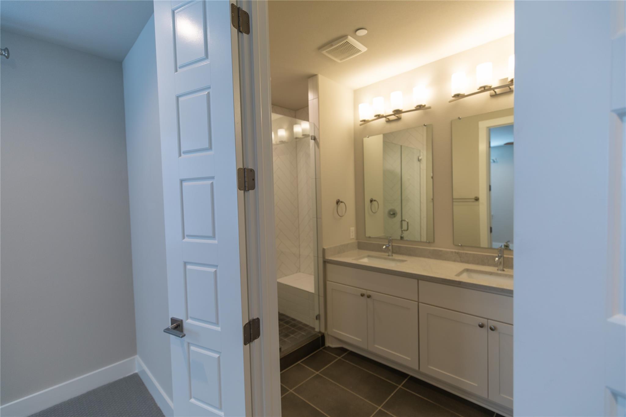 4511 Unity CIR # 236