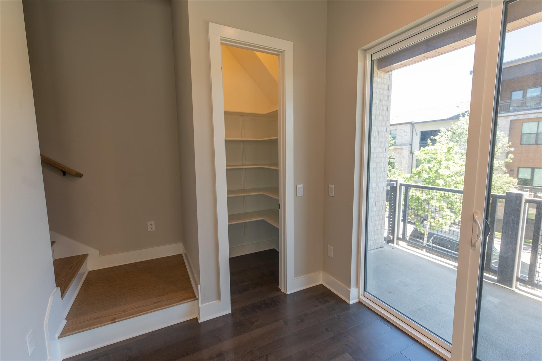 4511 Unity CIR # 236