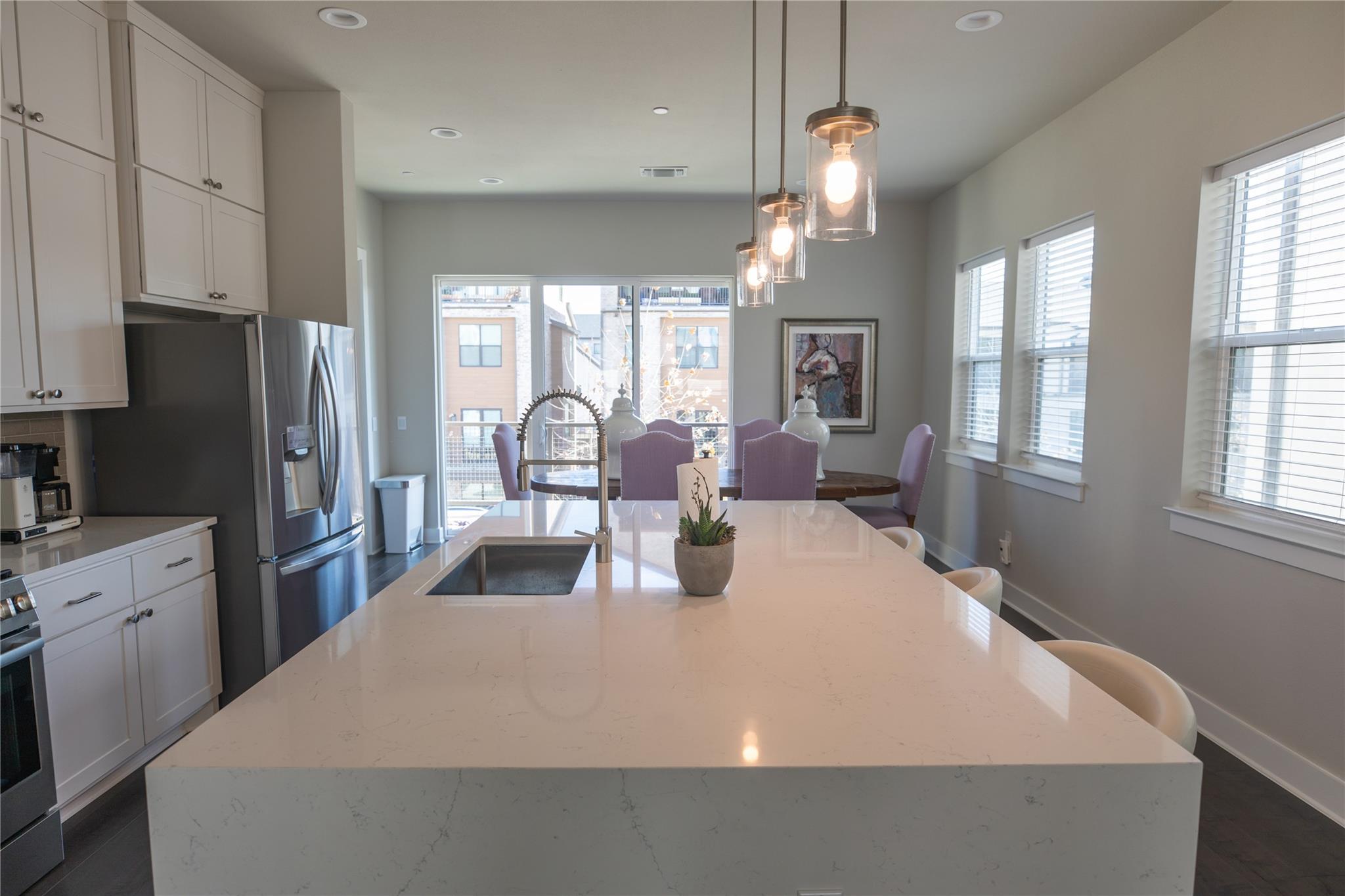 4511 Unity CIR # 236