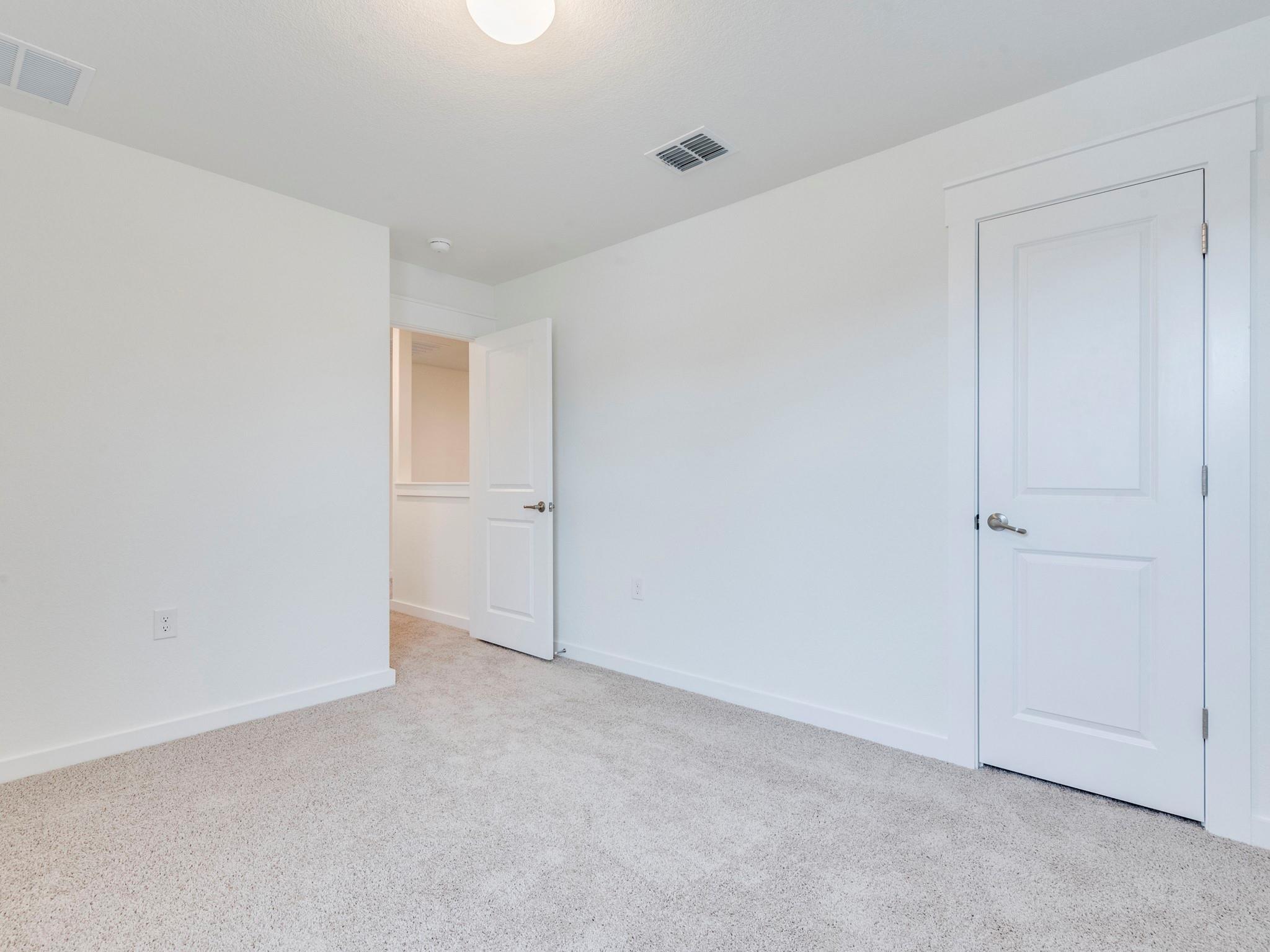 7209 Grenadine Bloom BND # B