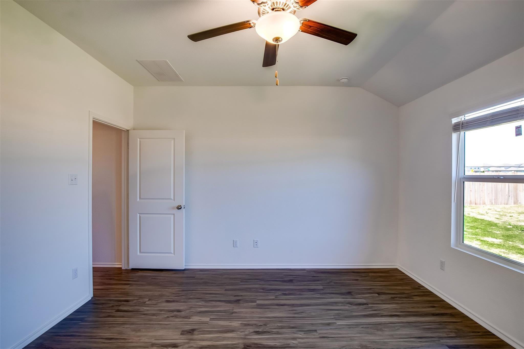 614 Milliner LOOP