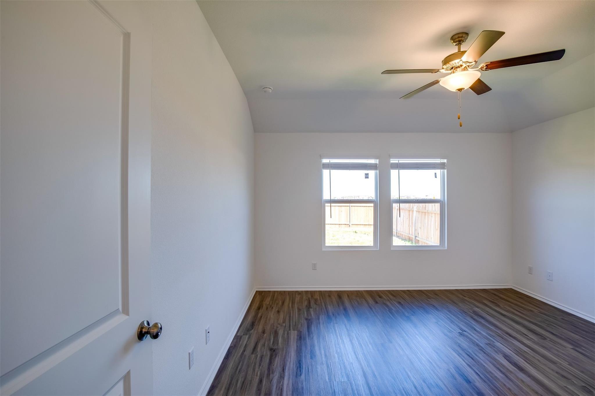614 Milliner LOOP