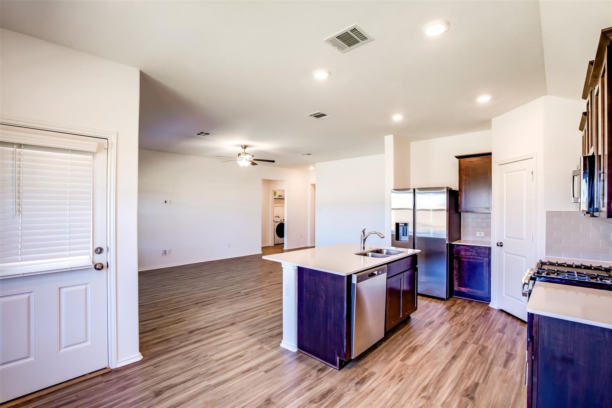 614 Milliner LOOP