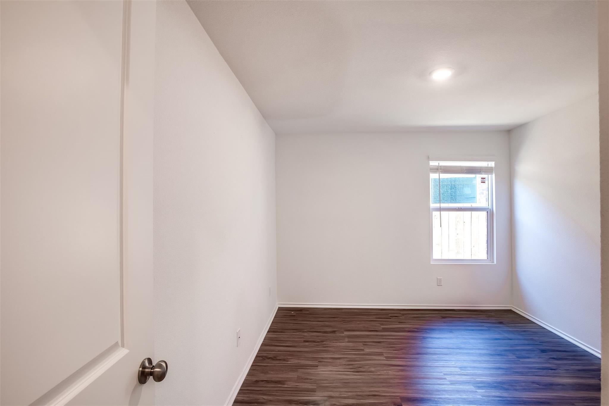 614 Milliner LOOP